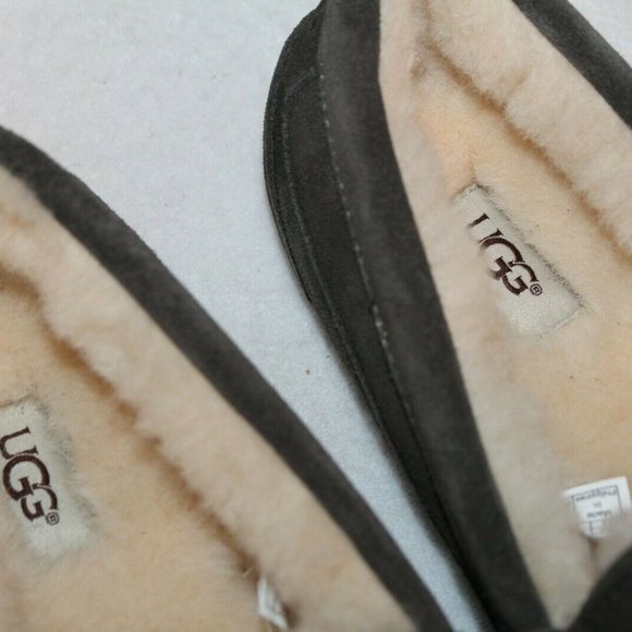NIB UGG MEN'S ASCOT SUEDE SHEARLING SLIP ON SLIPPERS GRAY - Picture 6 of 8